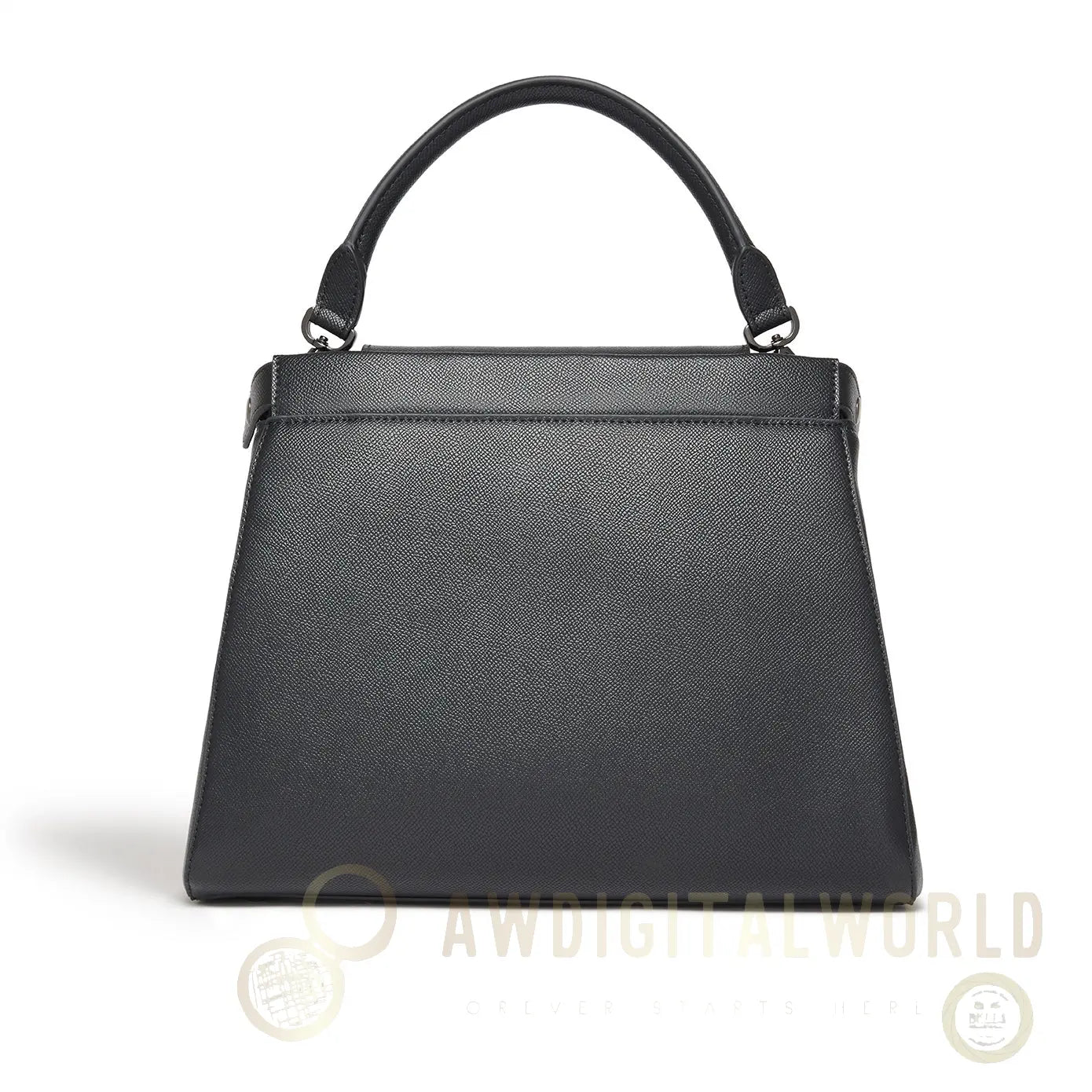 Elm Shoulder Bag in Black-4