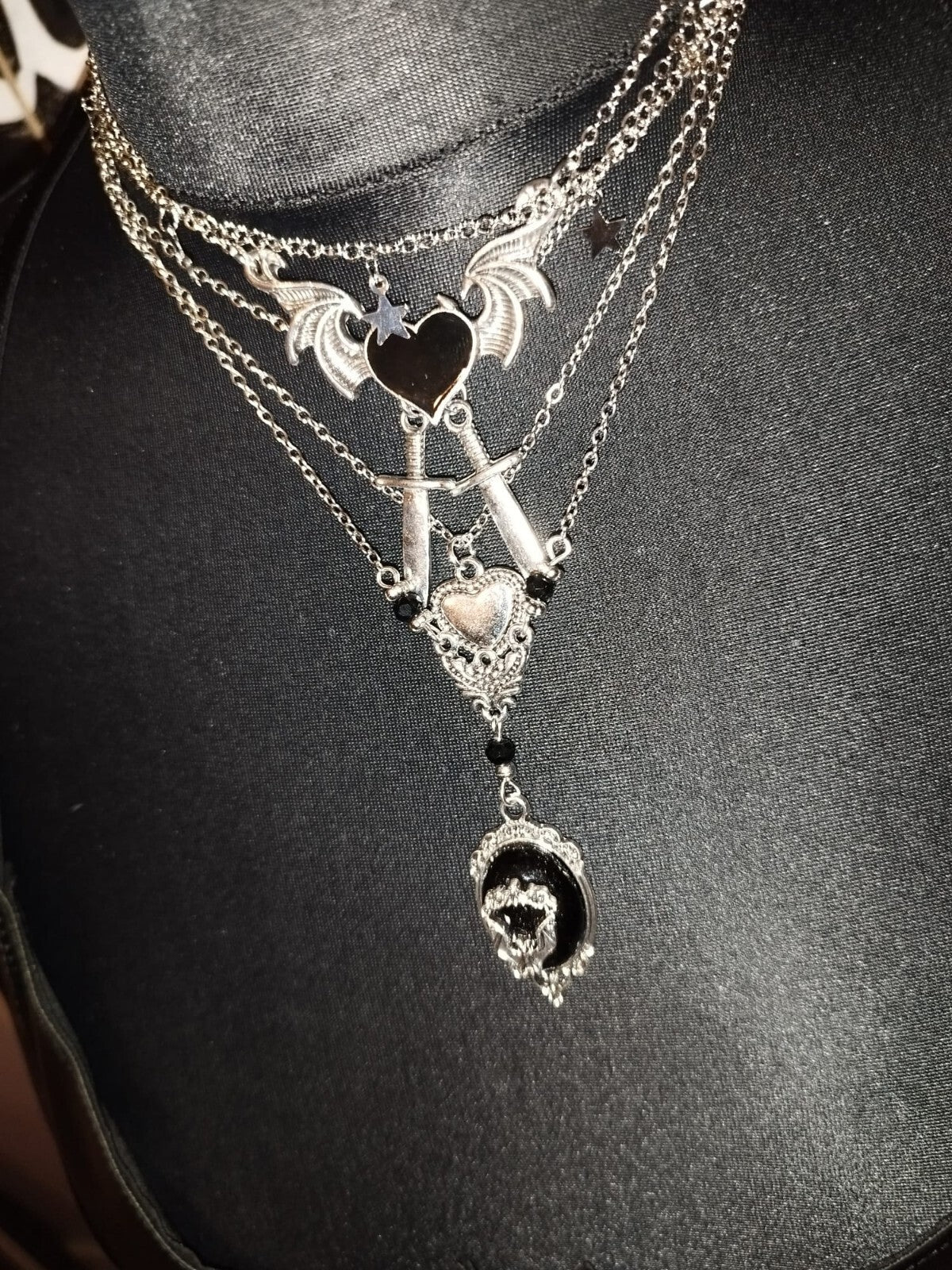 Gothic Layered Heart Winged Necklace Fluent