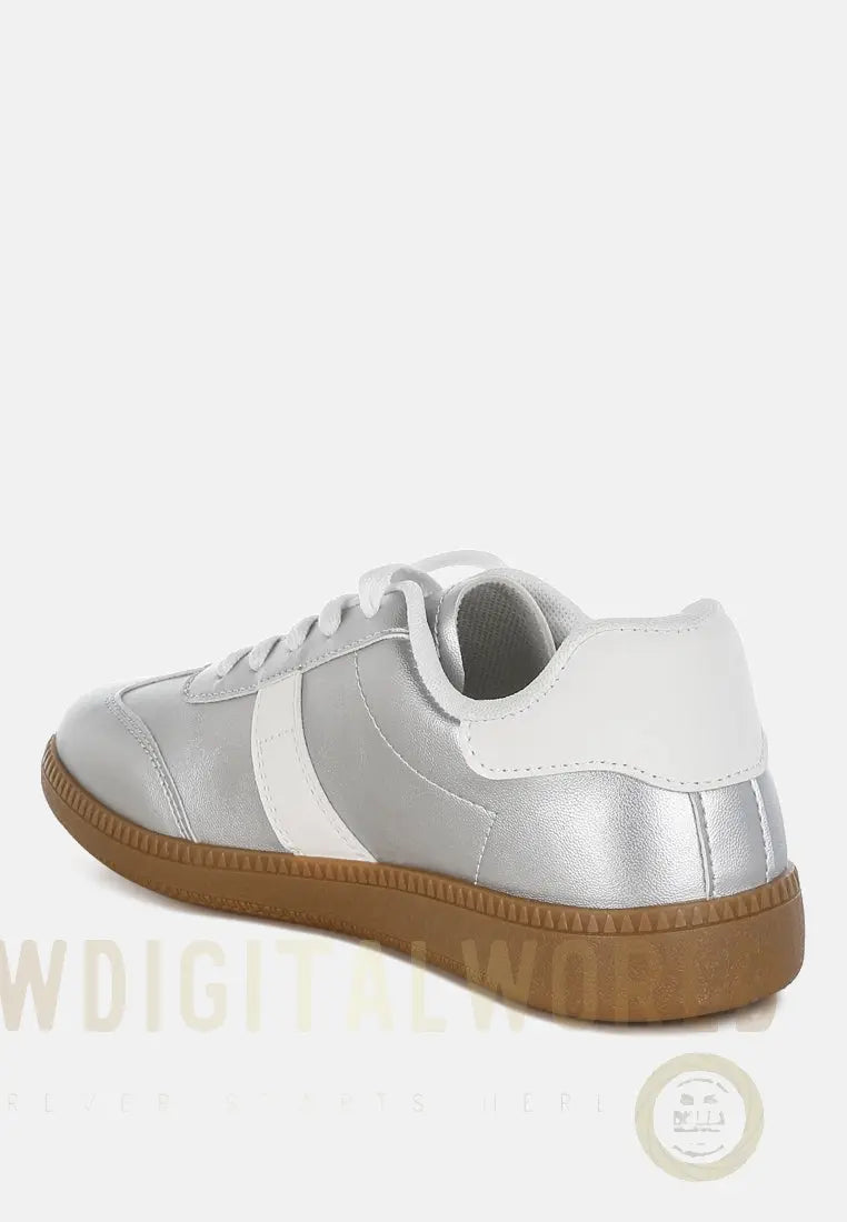 Crossover Lace-Up Metallic Sneaker London Rag