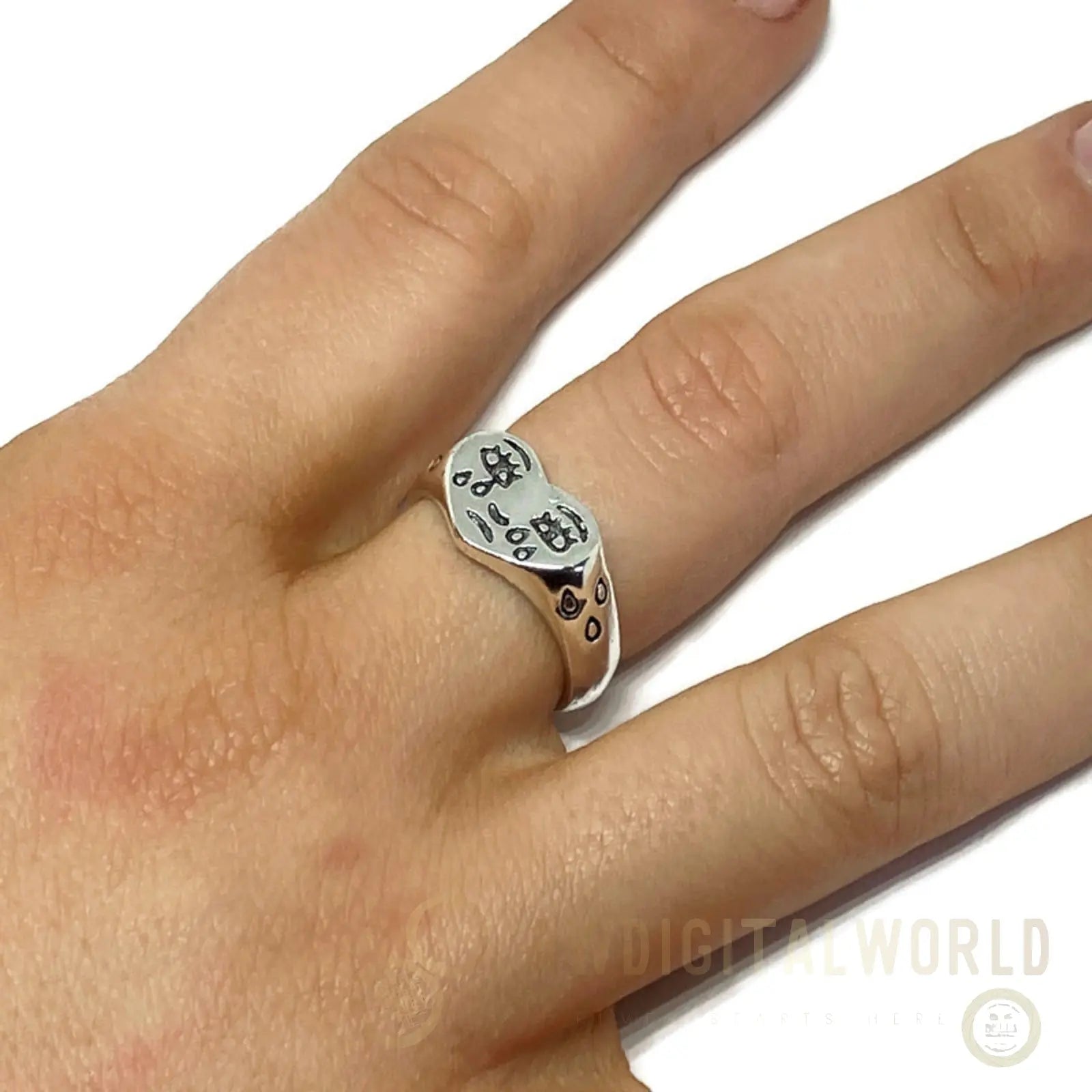 Crying Love Heart Band Ring Gifts From The Crypt