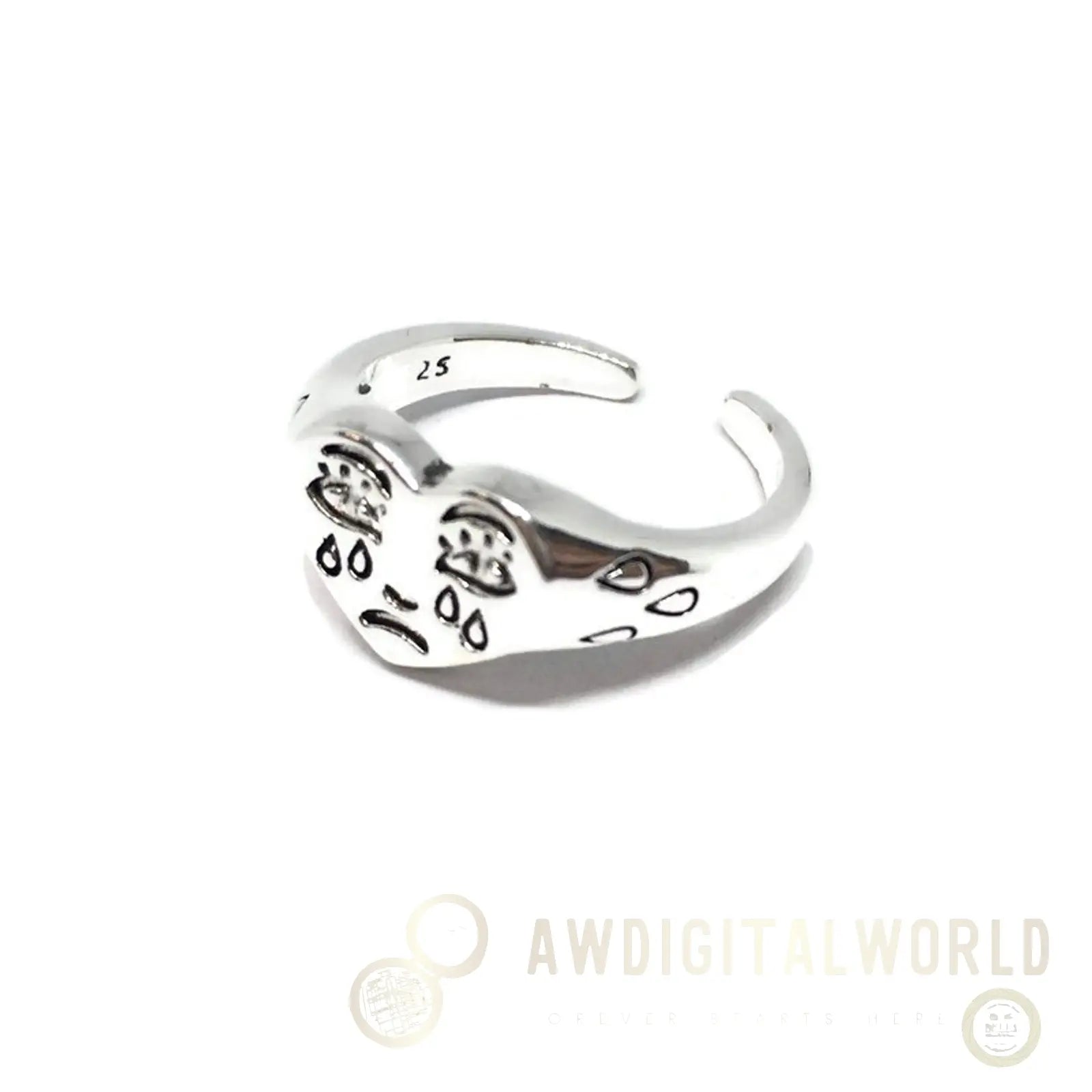 Crying Love Heart Band Ring Gifts From The Crypt