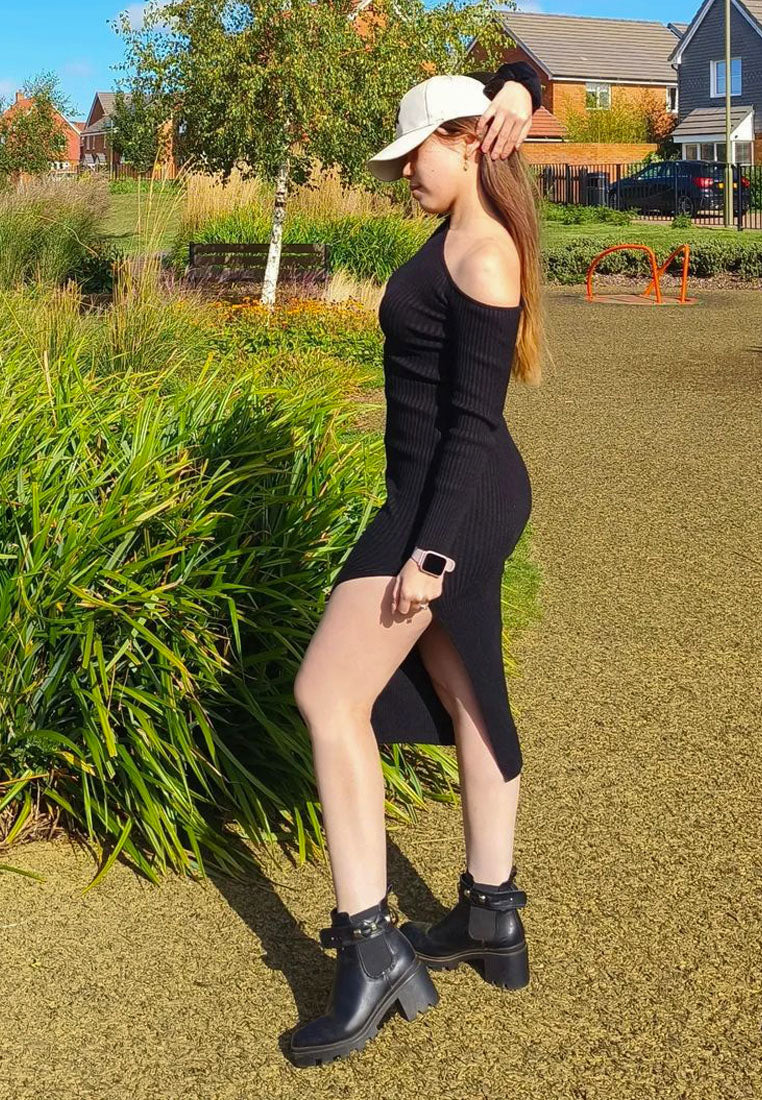 Cleopa Metallic Stud Embellished Chelsea Boots-1