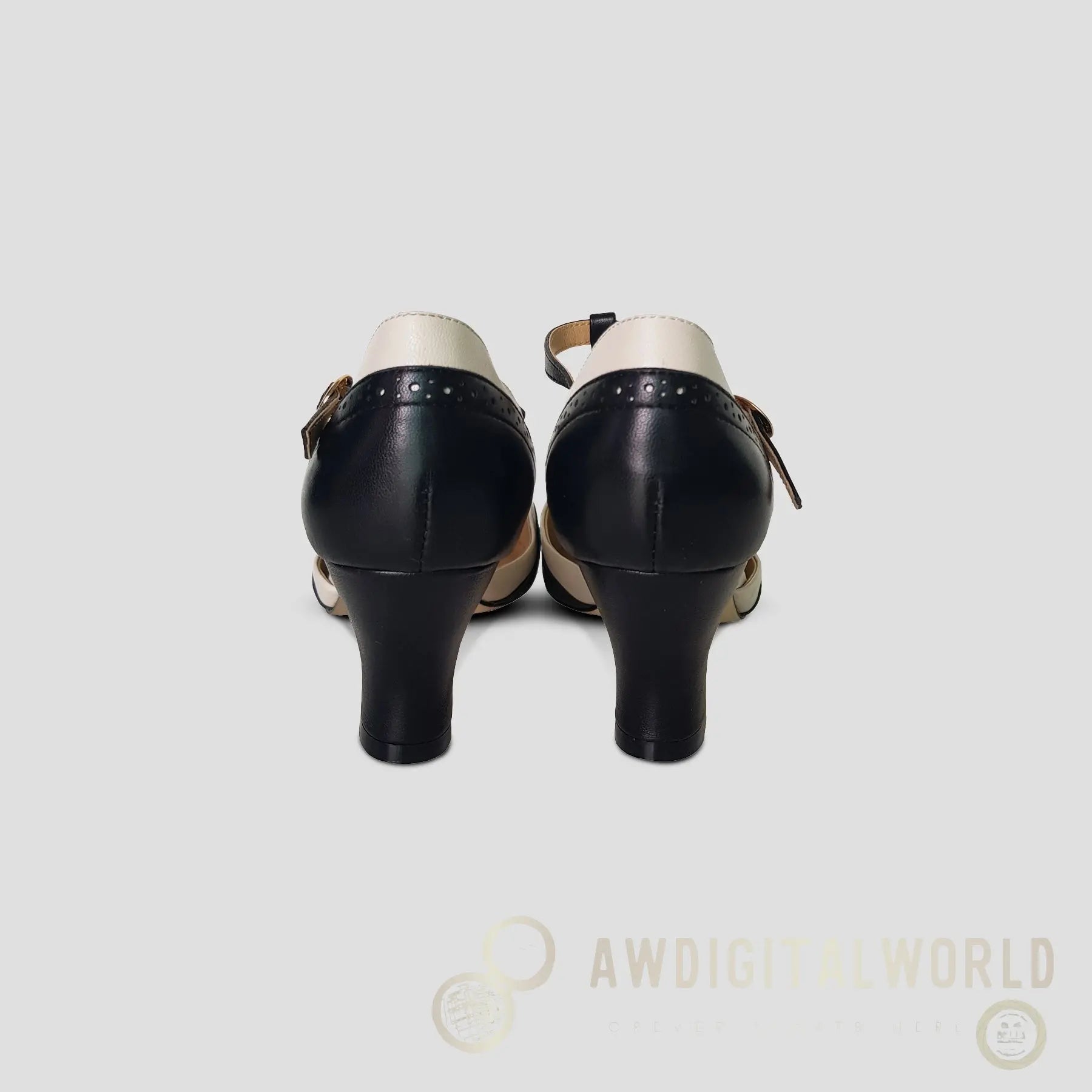 Luxe Parisienne (Black/Ivory) Charlie Stone Shoes