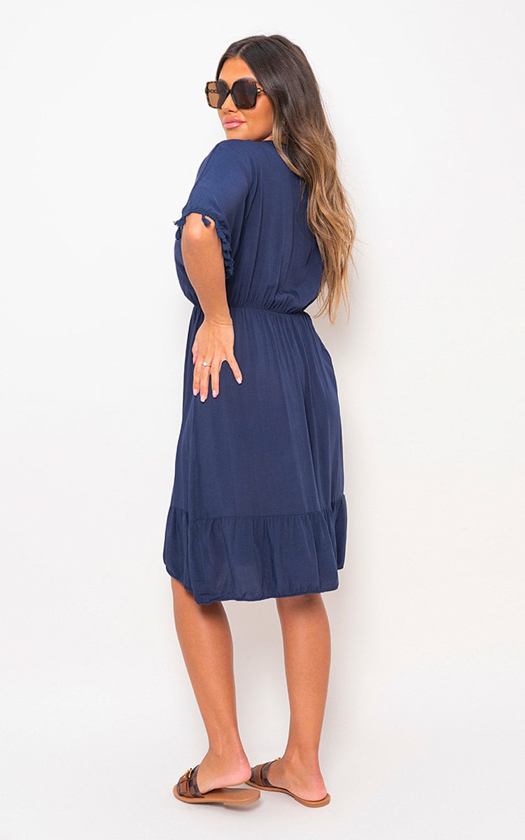 V-Neck Short Sleeve Midi Dress with Tassel Detail Moda
